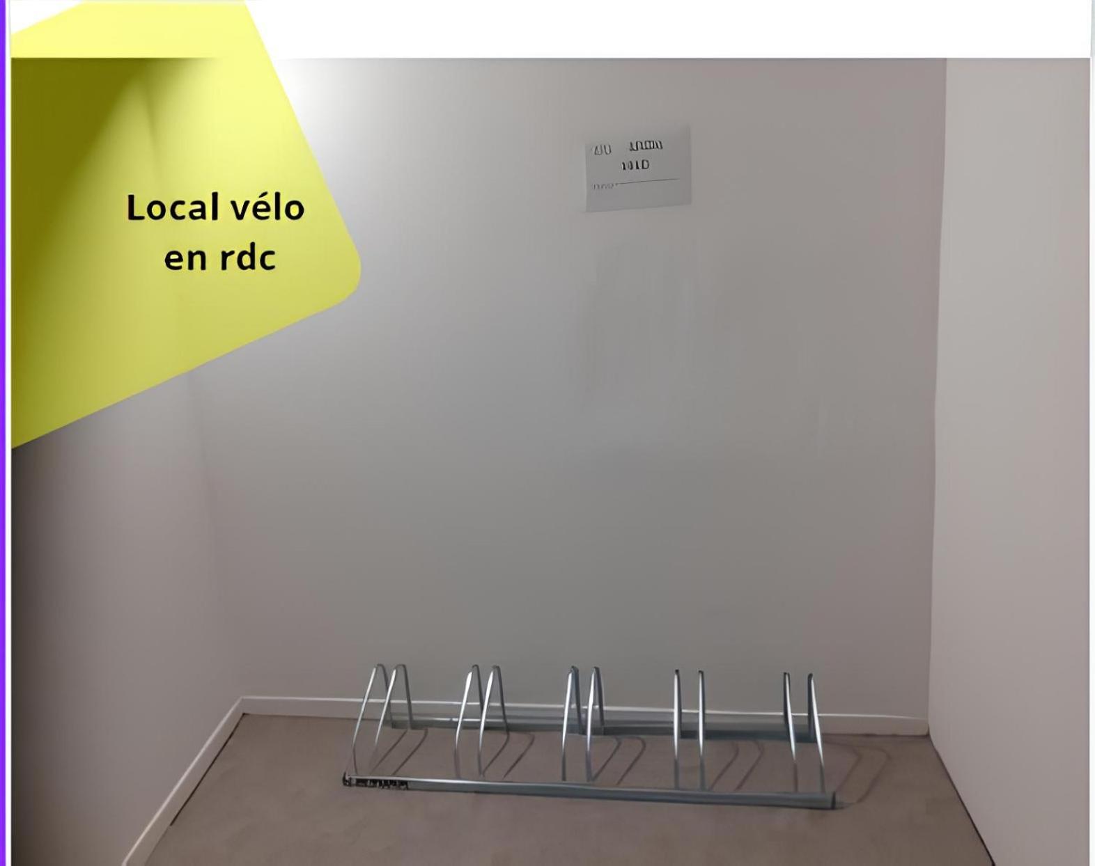 אמיינס 400M Gare&Centre Ville, Seche Linge, Local Velo מראה חיצוני תמונה